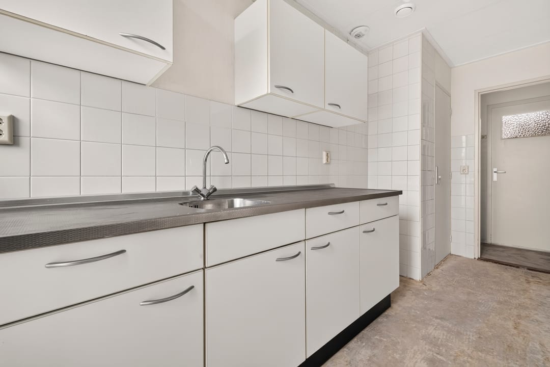 Photo 17 of Jan Mankesstraat 15-2