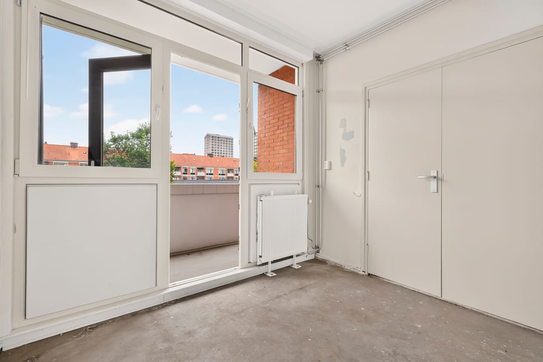 Photo 8 of Jan Mankesstraat 15-2