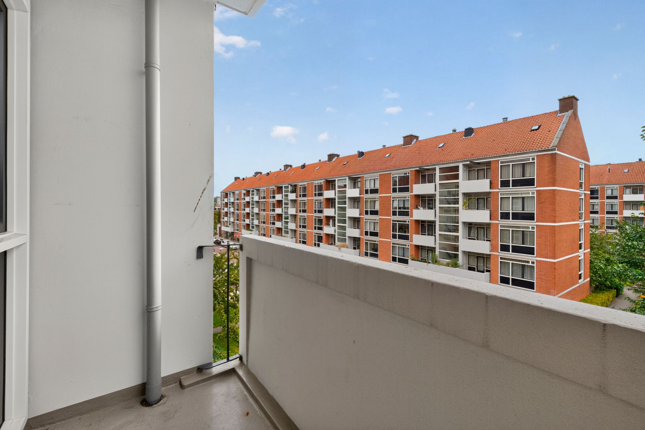 Photo 9 of Jan Mankesstraat 15-2