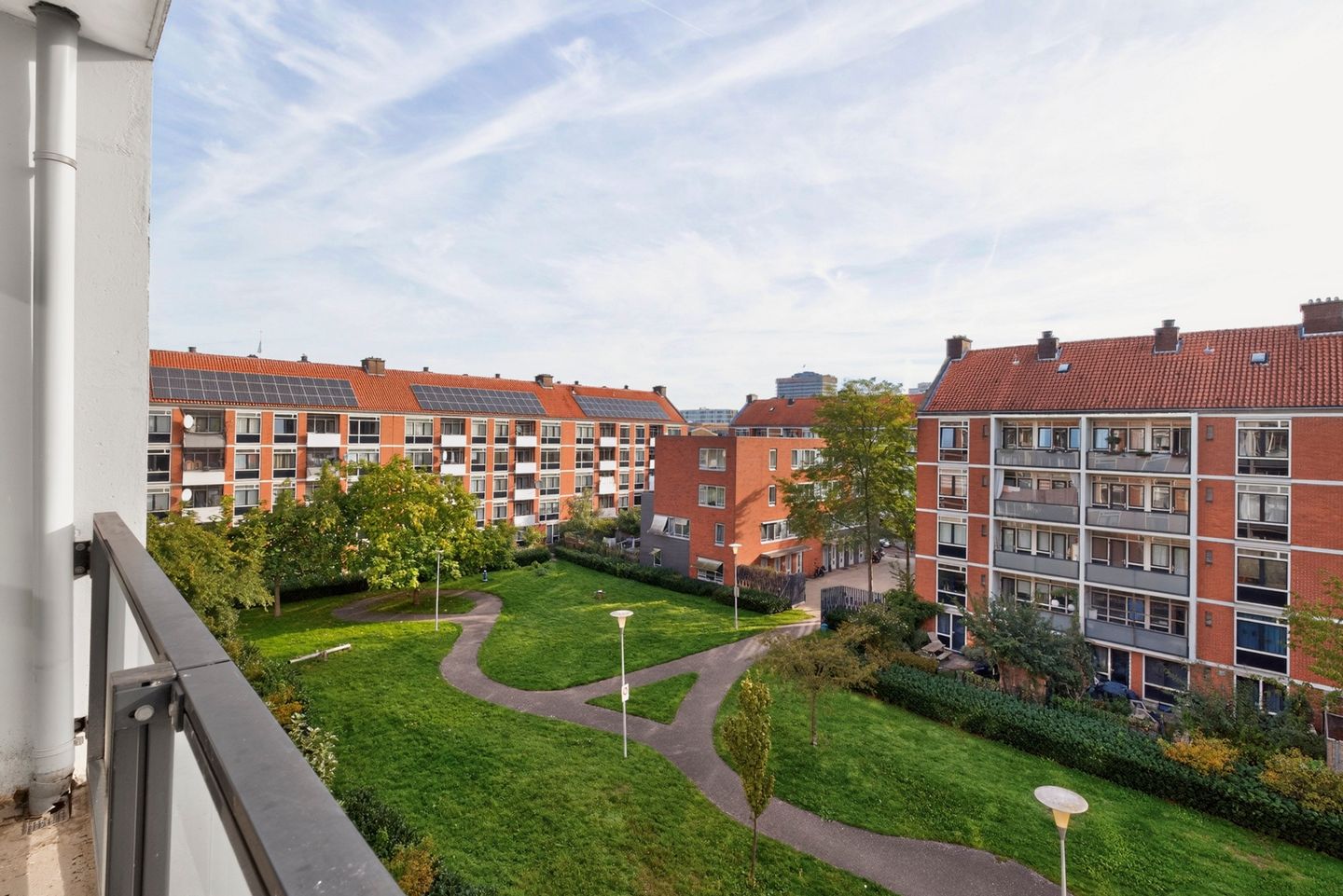 Photo 19 of Jan Tooropstraat 116-3