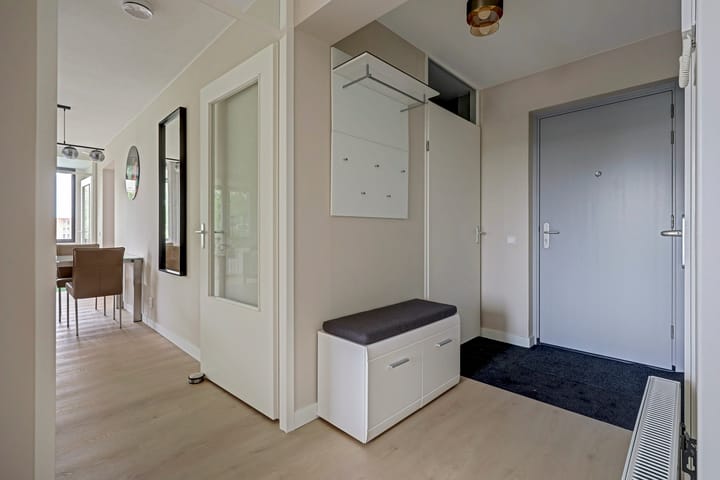 Appartement te koop: Beugstraat 21B, Hoogvliet Rotterdam