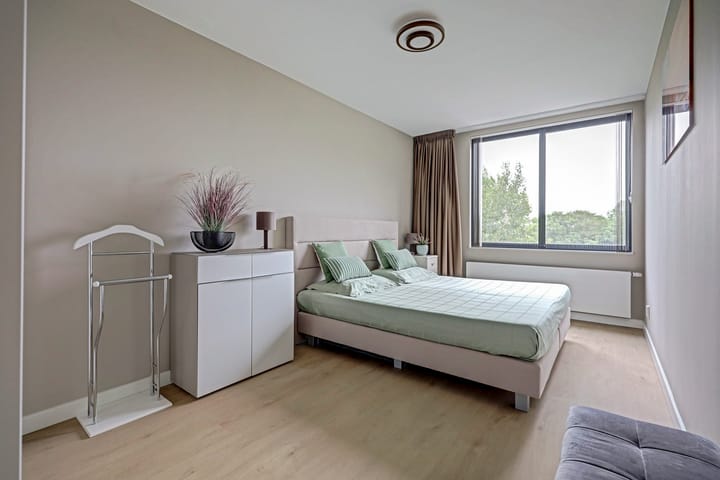 Appartement te koop: Beugstraat 21B, Hoogvliet Rotterdam