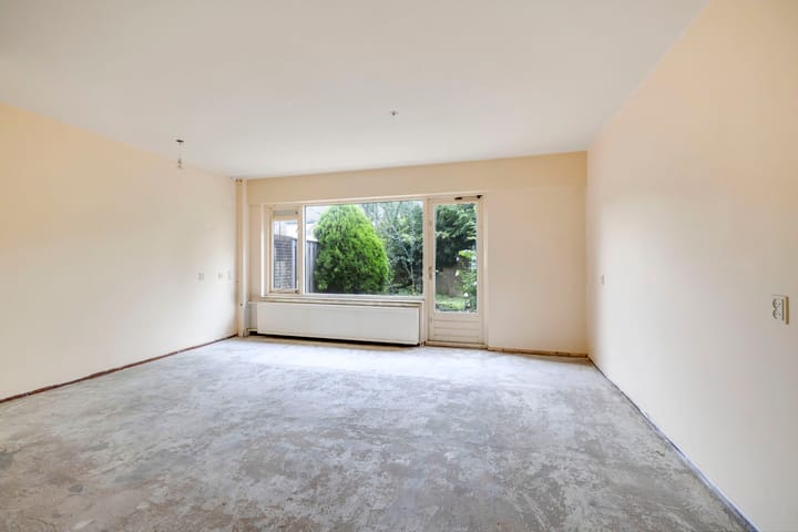 Tussenwoning te koop: Willem-Alexanderplaats 50, Hellevoetsluis