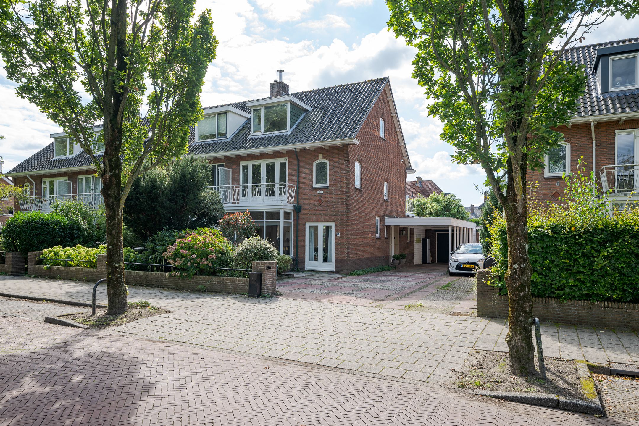 Photo 9 of Johan Willem Frisolaan 29