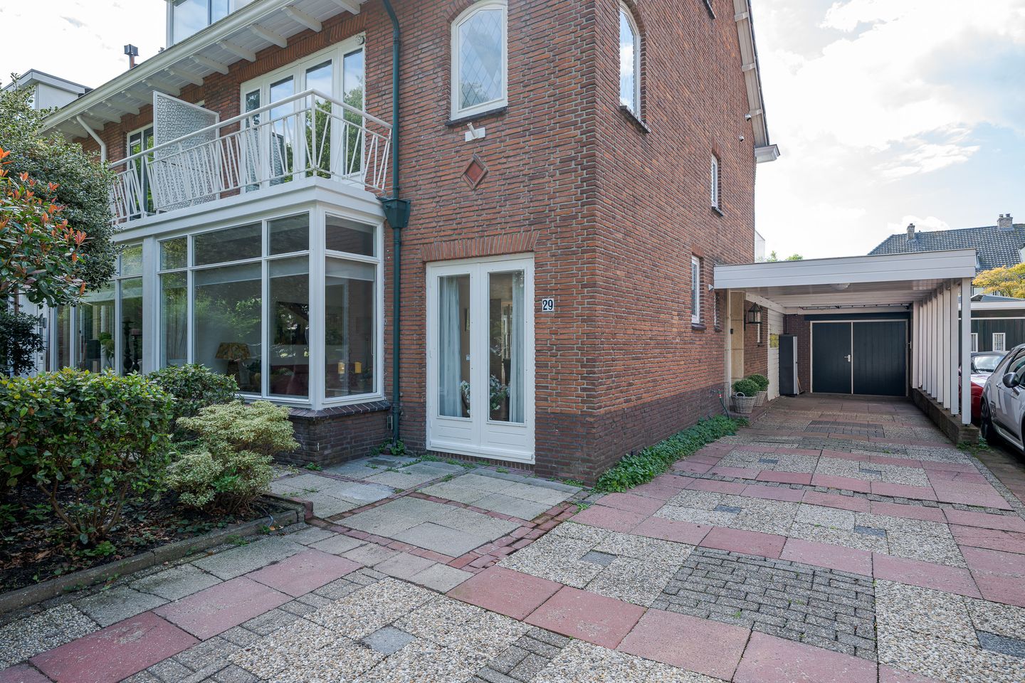 Photo 10 of Johan Willem Frisolaan 29