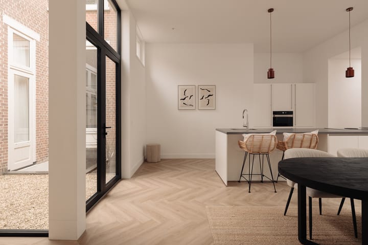 Appartement te koop: Burgemeester van Nispen van Sevenaerstraat 5A, Laren (Nh)