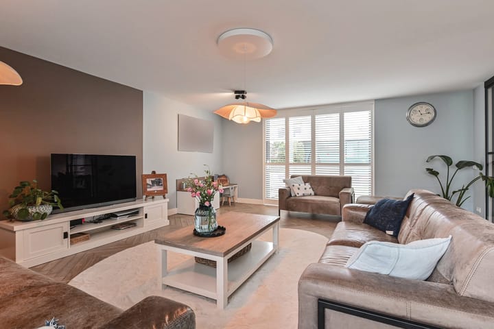Hoekwoning te koop: Bekerstraat 6, 'S-Gravenhage