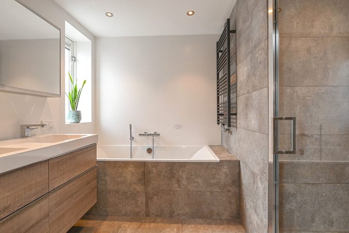 Hoekwoning te koop: Bekerstraat 6, 'S-Gravenhage