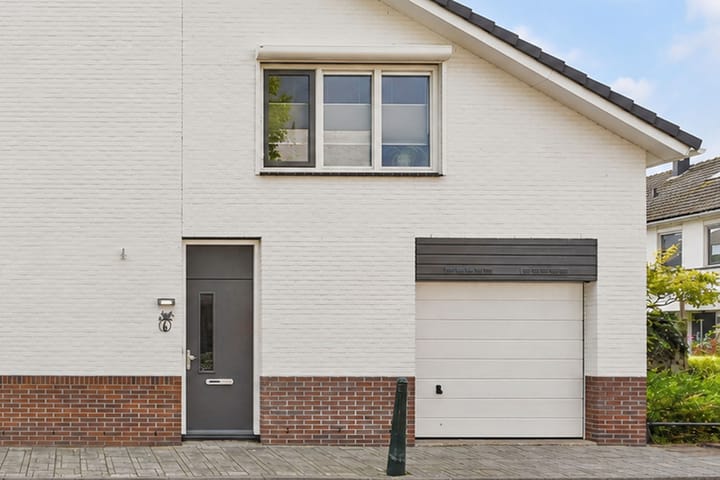 Hoekwoning te koop: Bekerstraat 6, 'S-Gravenhage