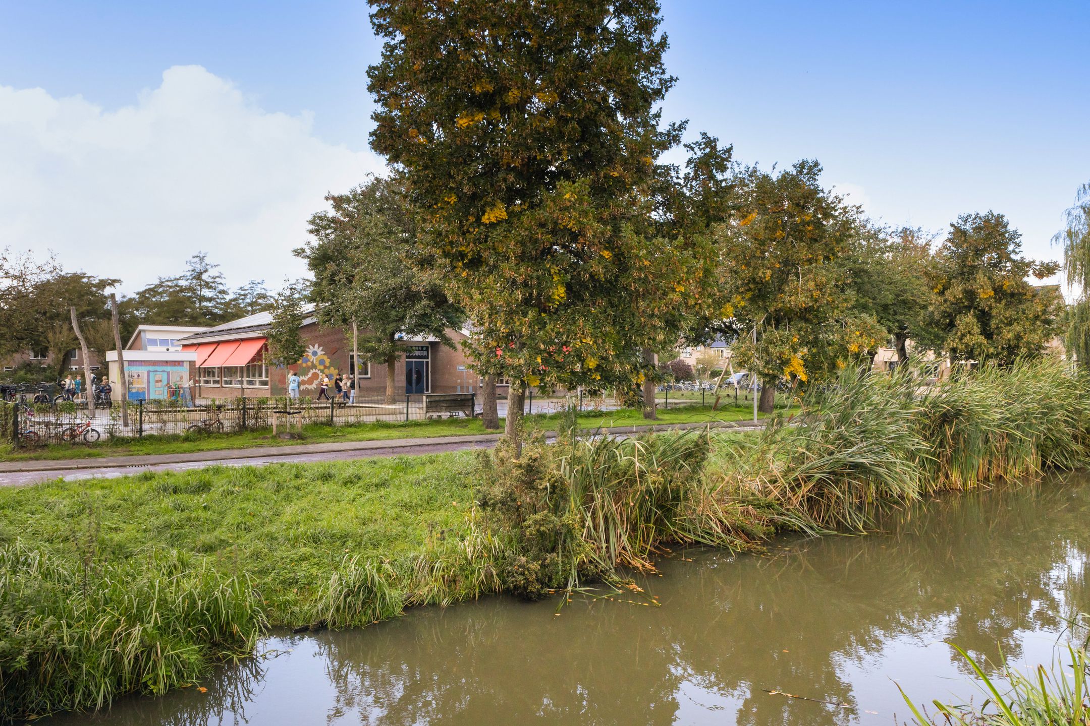 Foto 48 van Weidebloemenlaan 204