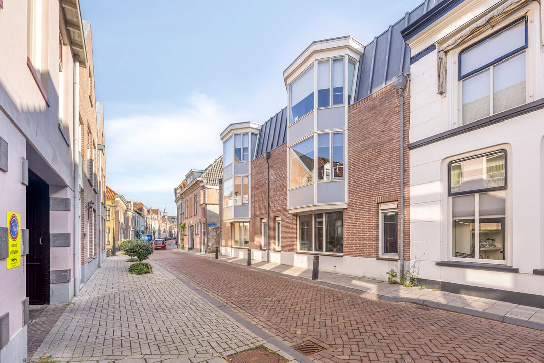 Foto 1 van Helenius de Cockplein 2