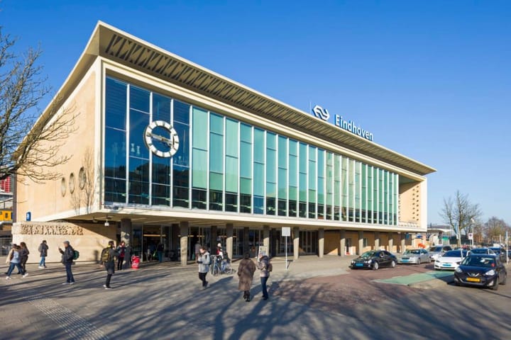 Stationsplein 22-09, Eindhoven