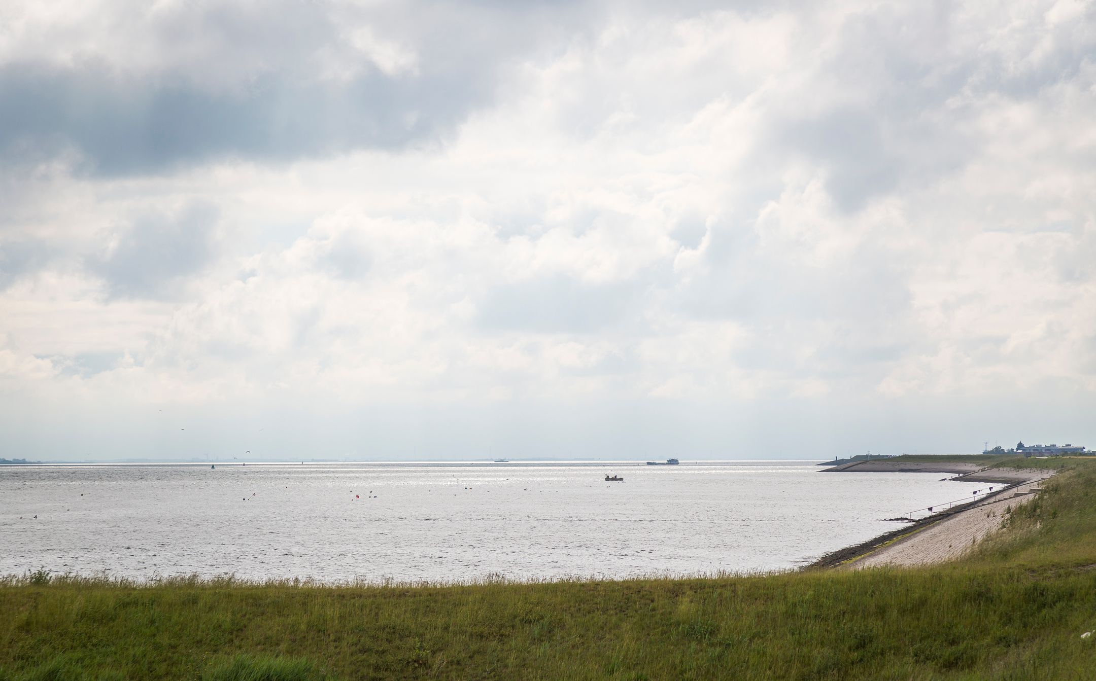 Photo 39 of Westelijke Kanaalweg 37