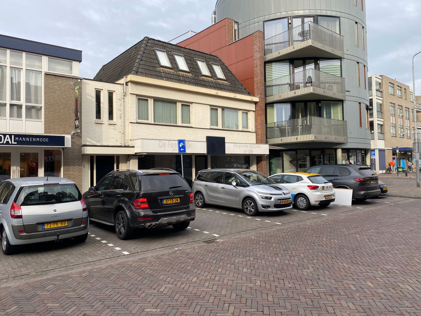 Bekijk foto 4 van Julianastraat 5