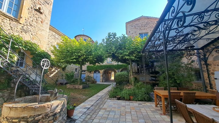 Foto 4 van Chateau-Domaine Auvergne