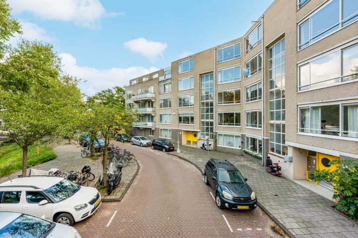 Appartement te koop: Martin Vlaarkade 77, Amsterdam