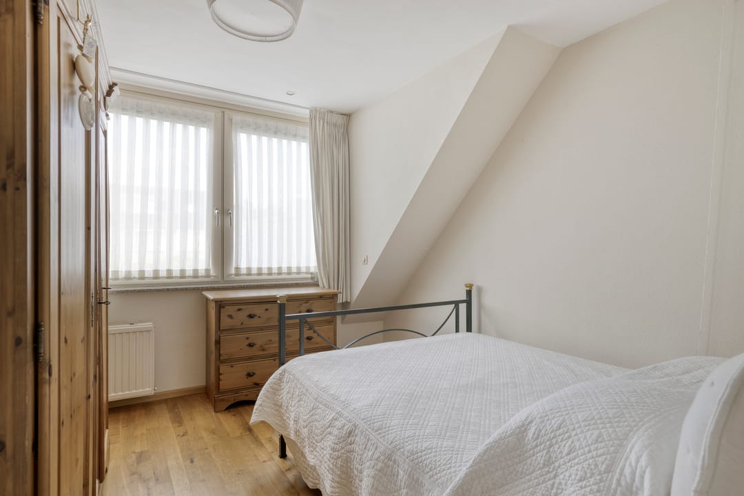 Foto 41 van Middenschouwenstraat 9