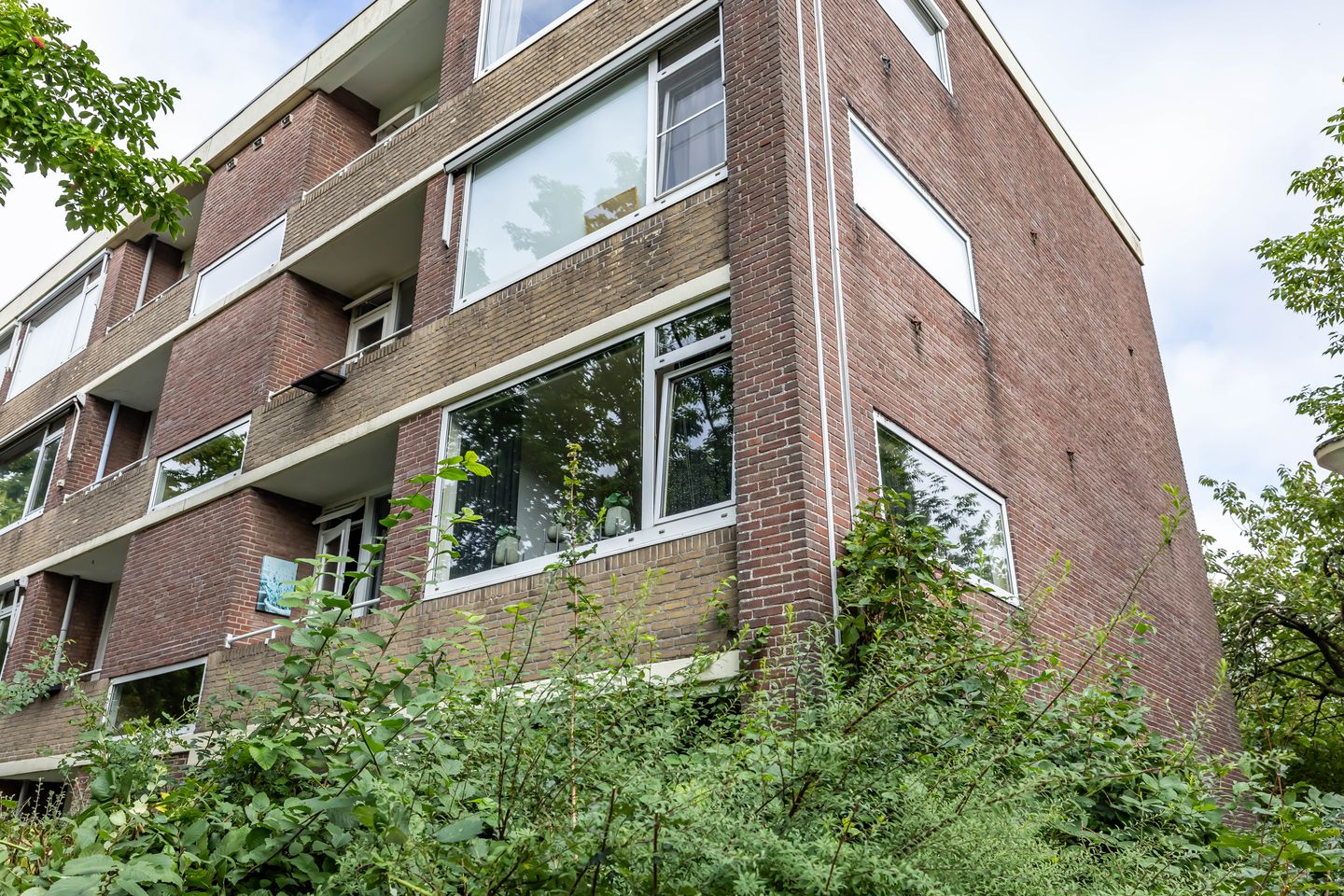 Photo 19 of Bremstraat 21