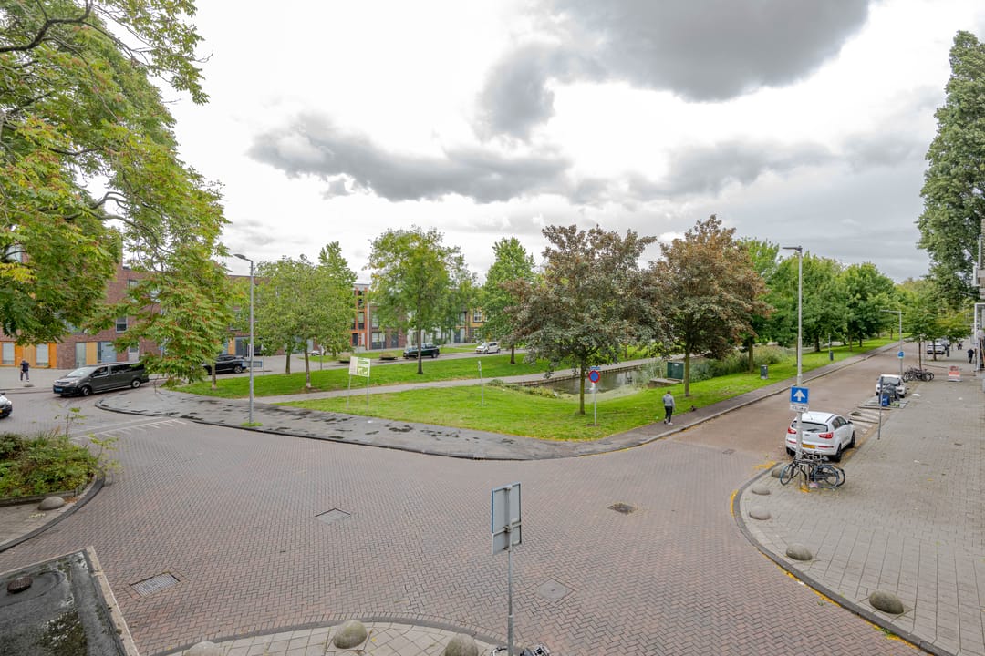 Photo 11 of Robbenoordplein 7-A