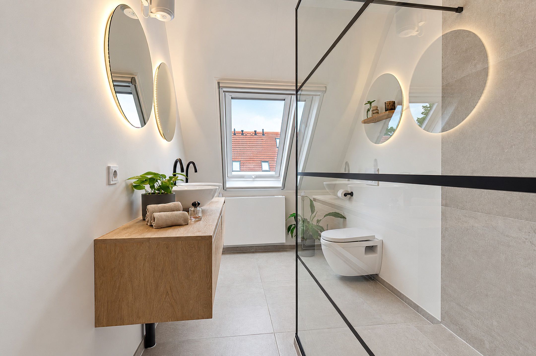 Photo 27 of Johanna Naberstraat 157
