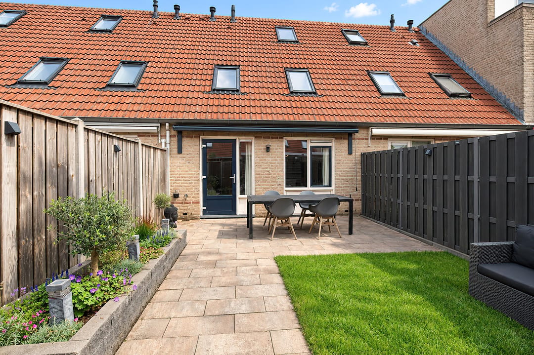 Photo 16 of Johanna Naberstraat 157