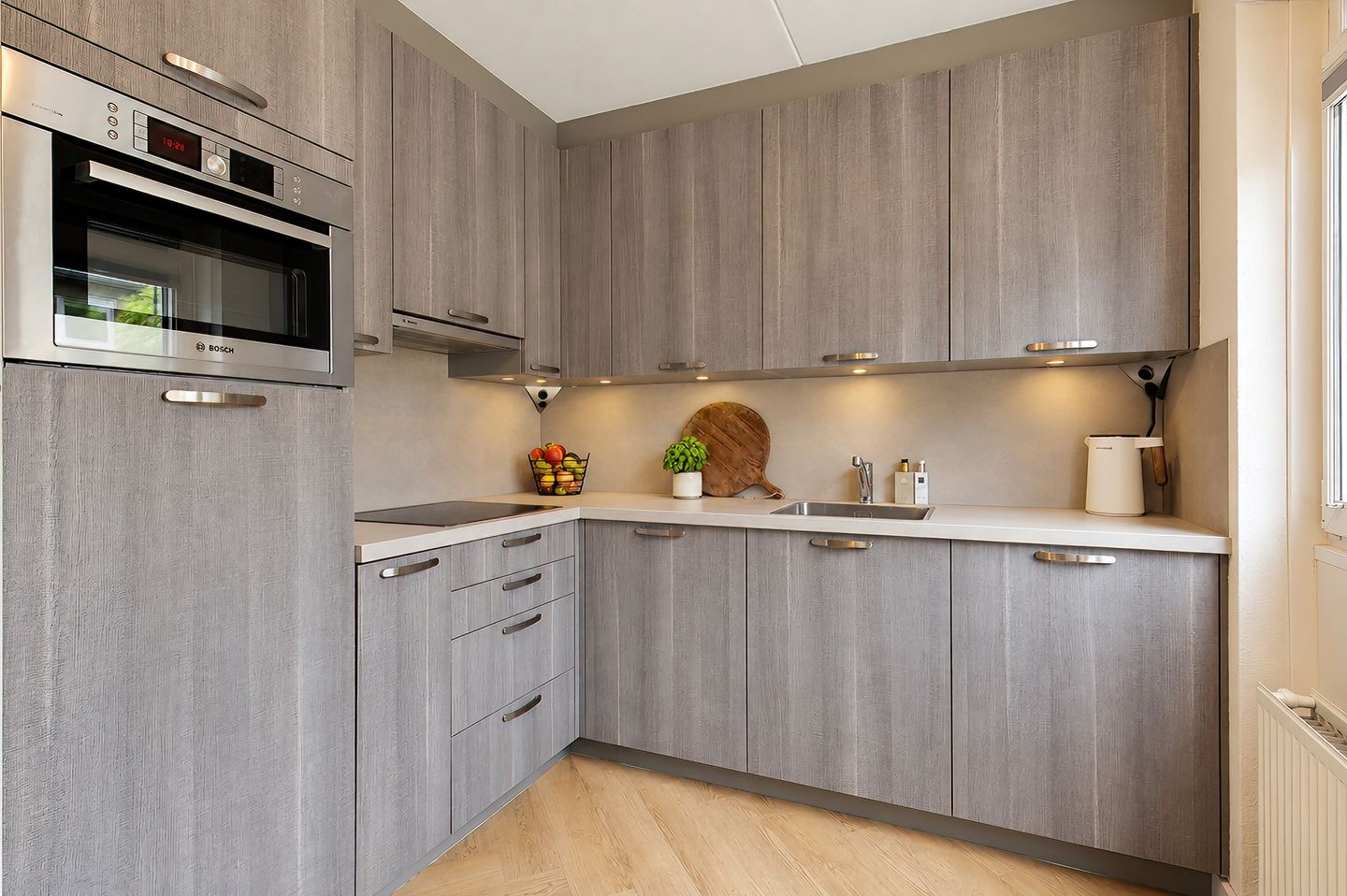Photo 10 of Johanna Naberstraat 157