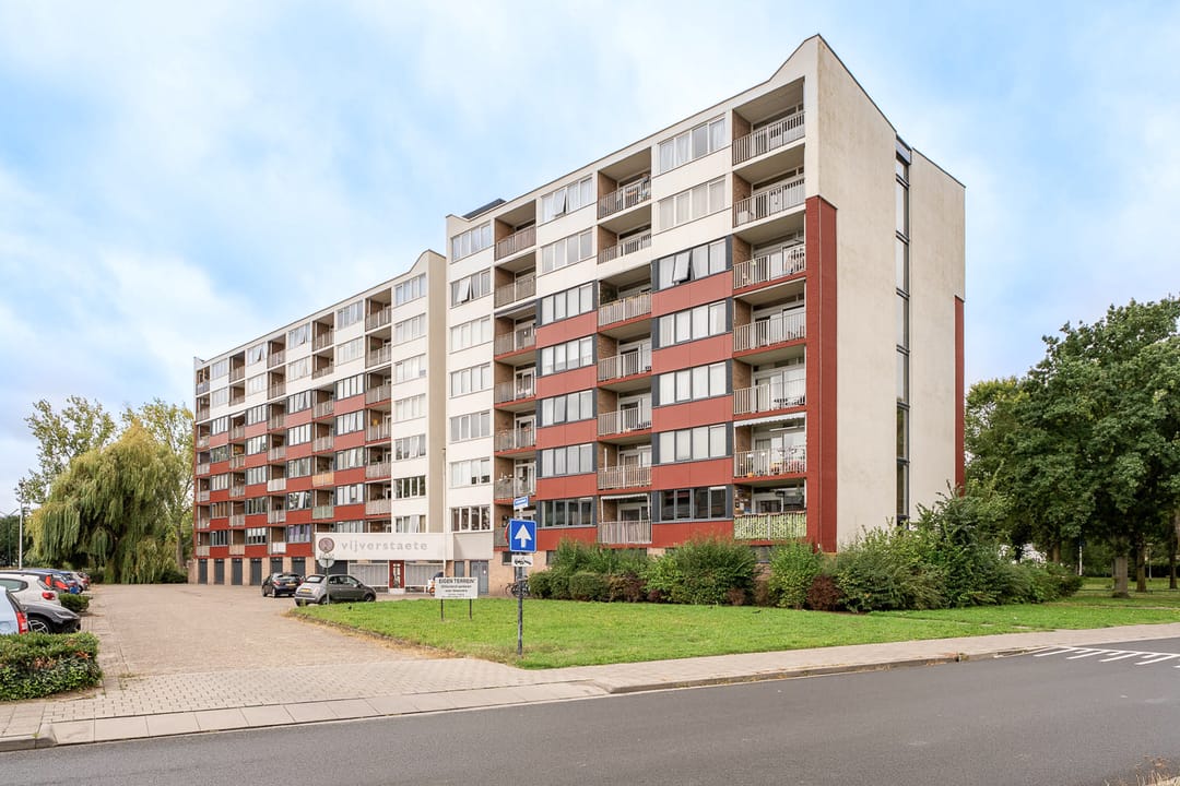 Foto 1 van Lelystraat 2-B13