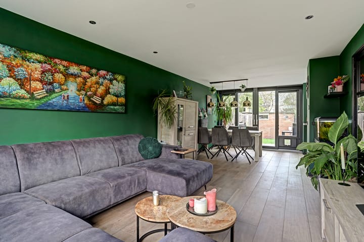 Tussenwoning te koop: Polluxhof 20, Dordrecht