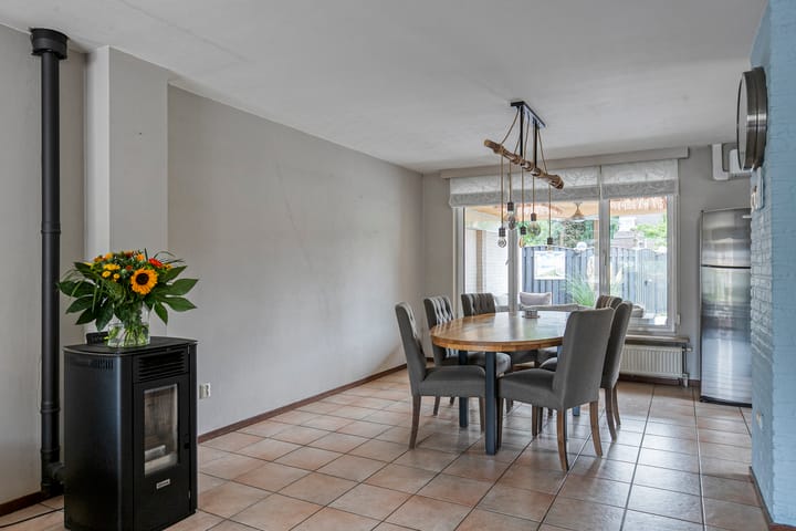 Twee-onder-één-kap te koop: Bergstraat 61, Valkenswaard