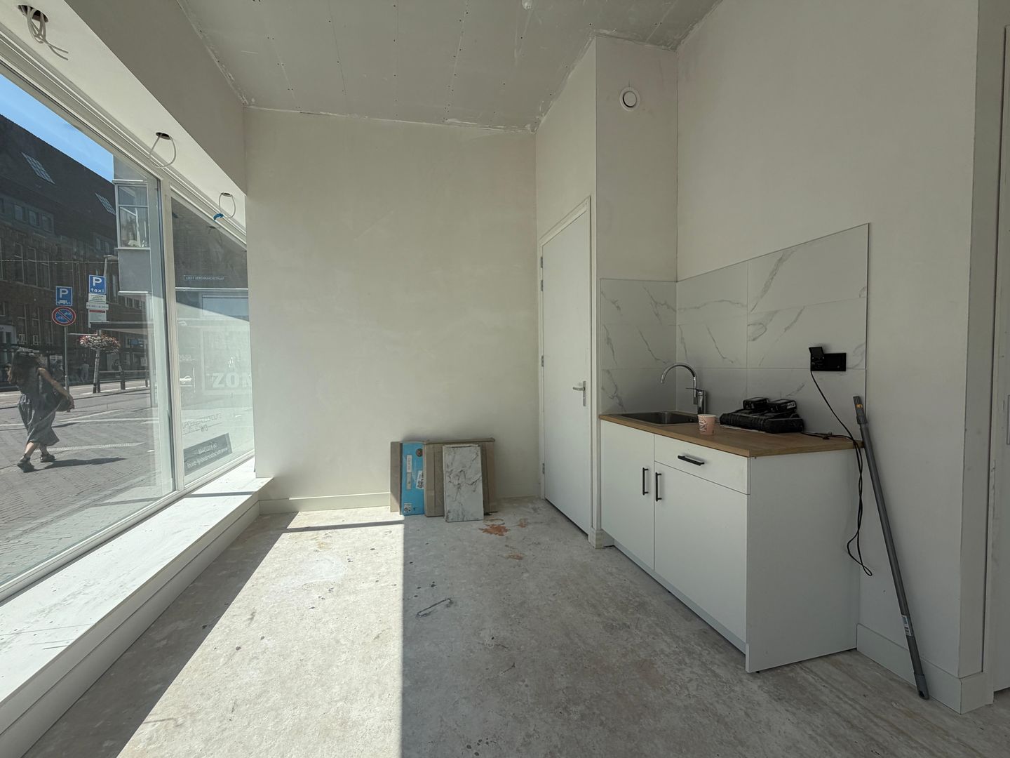 View photo 4 of Voorstraat 2