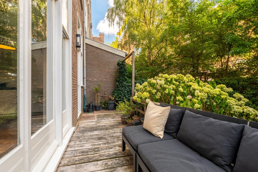 Photo 26 of Wouwermanstraat 34-H