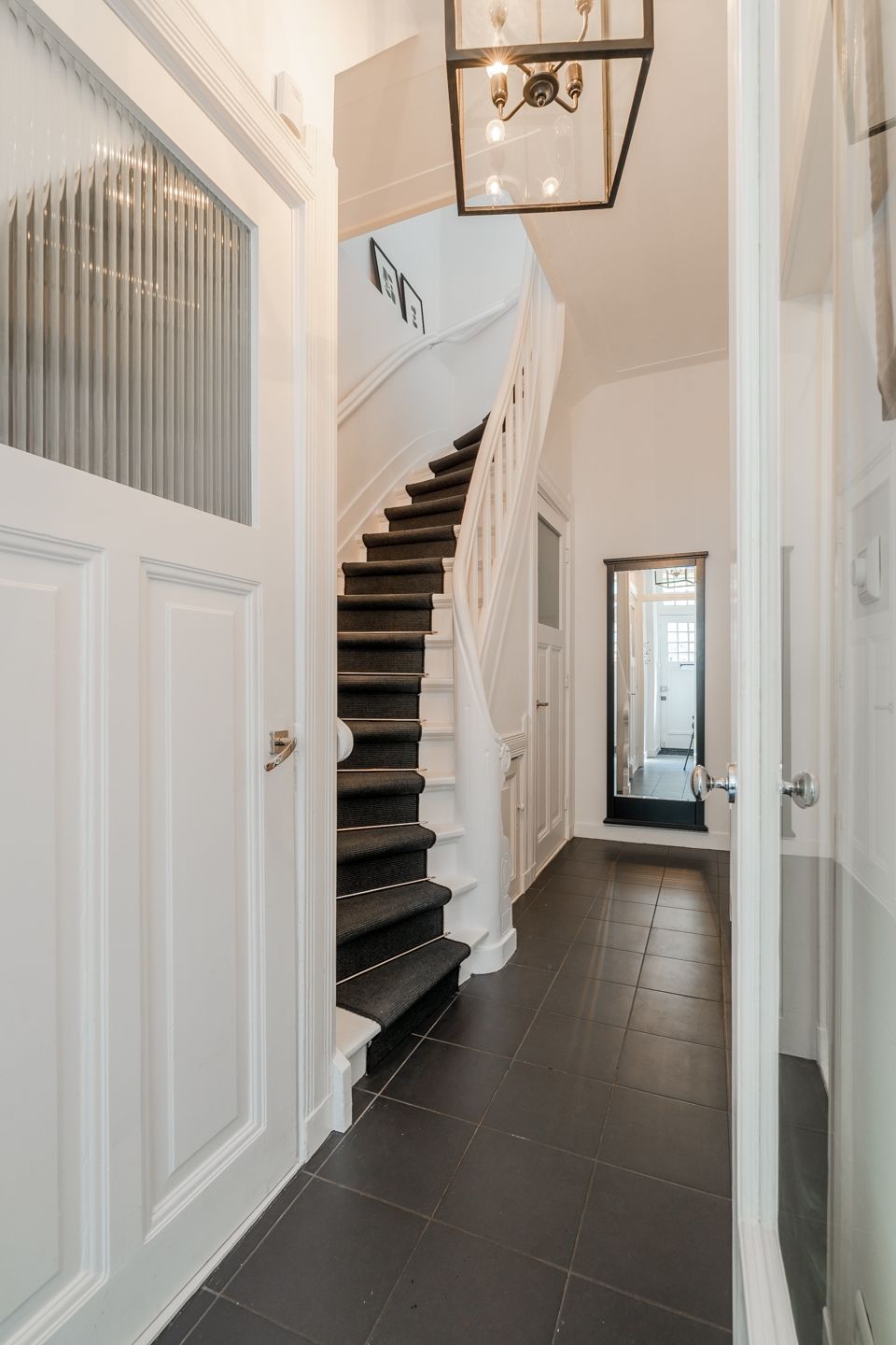 Photo 31 of Wouwermanstraat 34-H