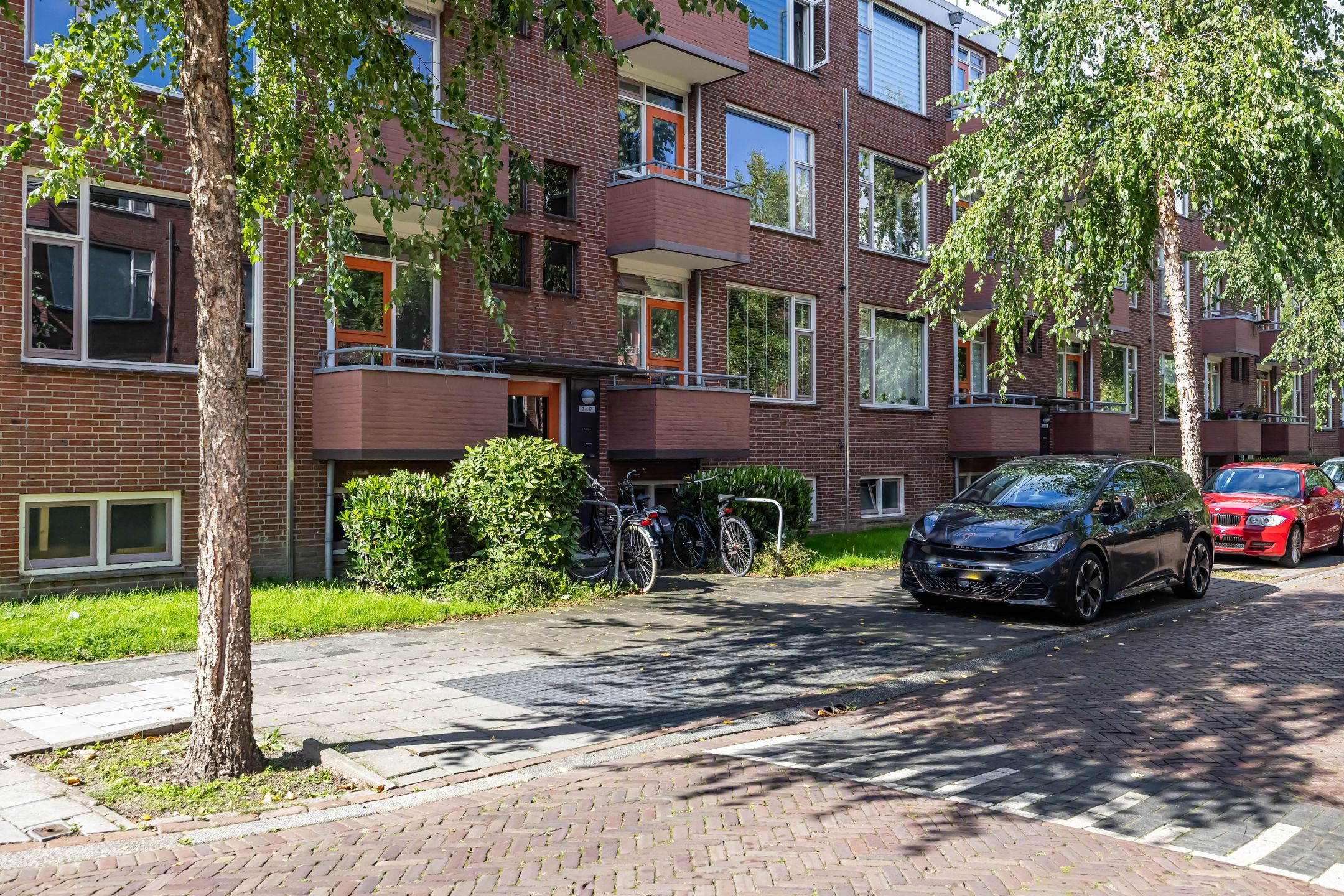 Photo 3 of Frans van Mierisstraat 4