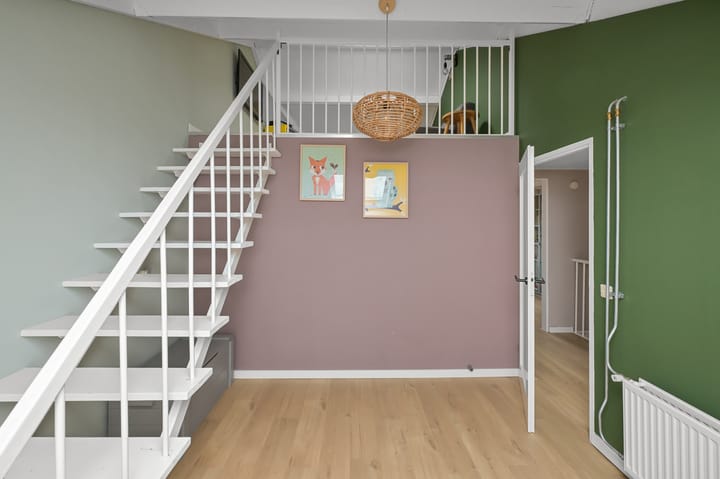 Tussenwoning te koop: Aardepad 13, Alphen Aan Den Rijn