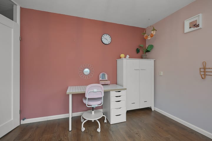 Tussenwoning te koop: Aardepad 13, Alphen Aan Den Rijn