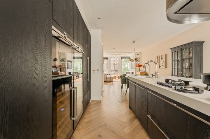 Appartement te koop: Tweede Van der Helststraat 12-3, Amsterdam