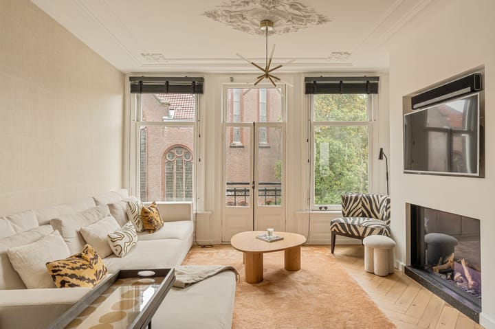 Appartement te koop: Tweede Van der Helststraat 12-3, Amsterdam