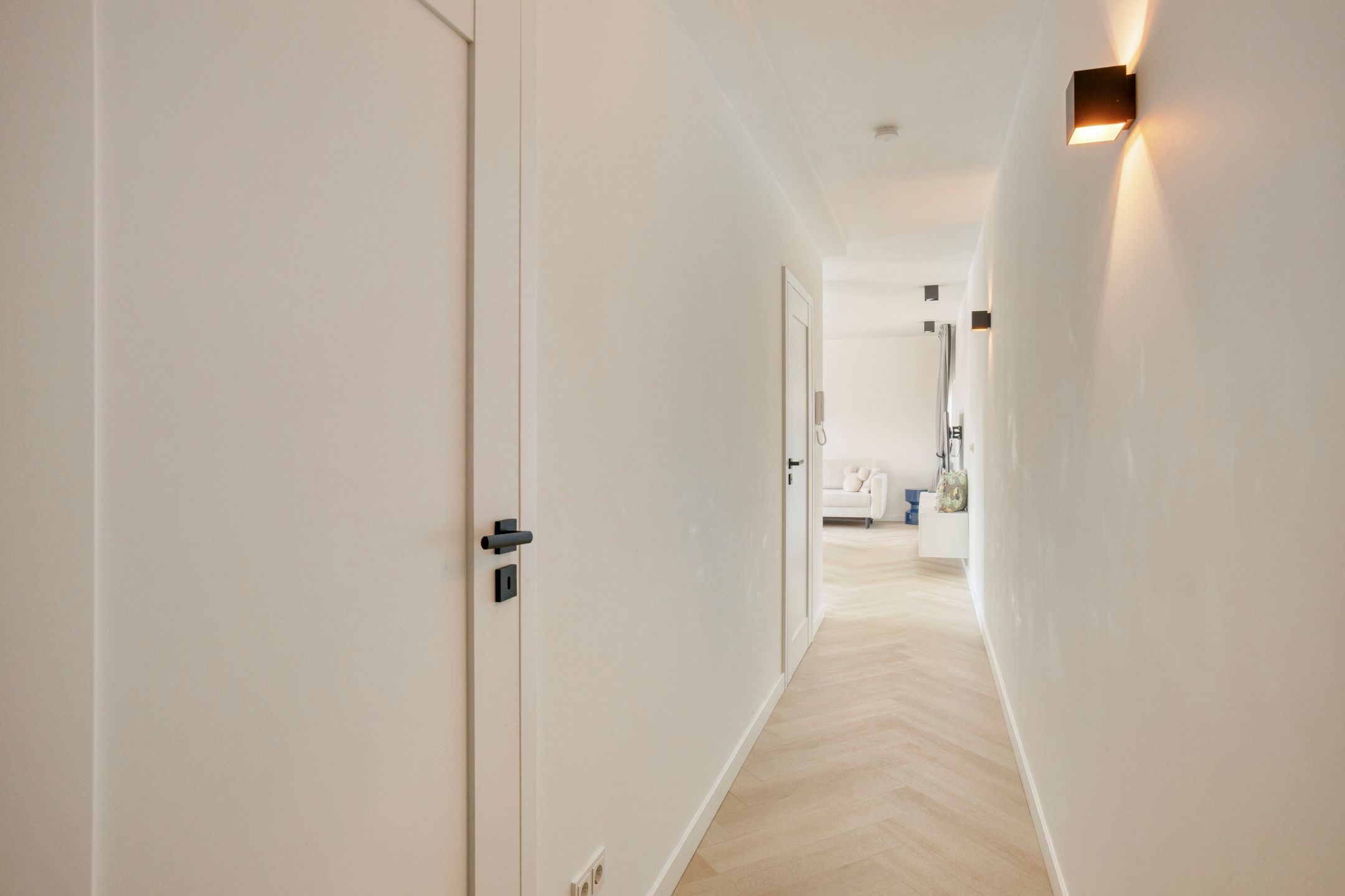 Photo 27 of Arent Janszoon Ernststraat 689