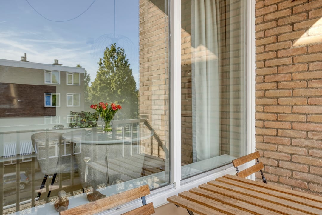 Photo 13 of Arent Janszoon Ernststraat 689