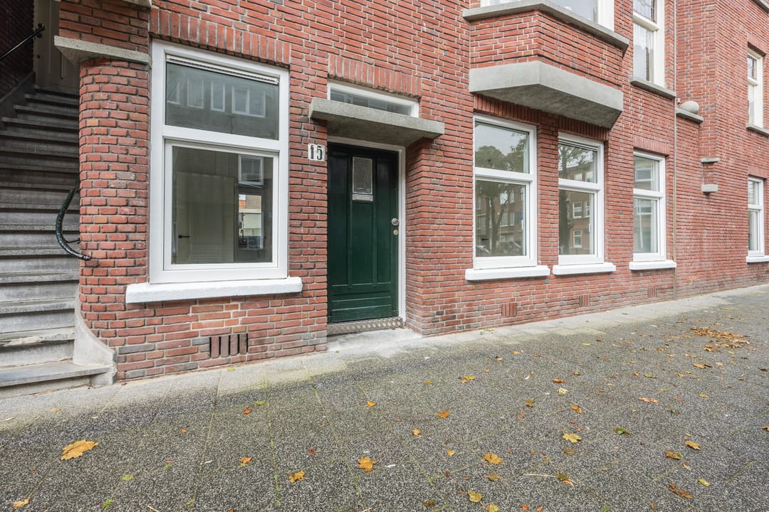 Foto 11 van De Bullstraat 15