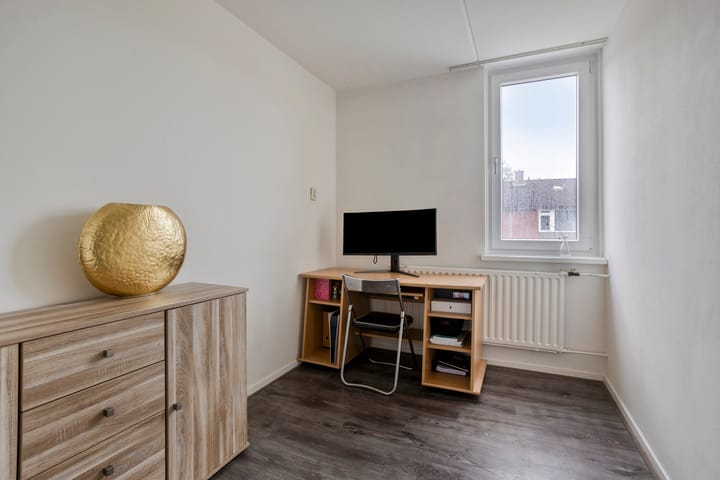 Tussenwoning te koop: Golf van Riga 6, Veendam