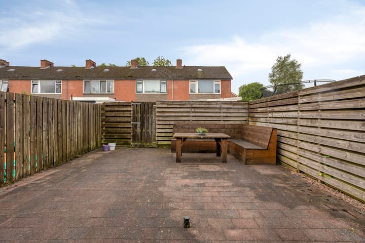 Tussenwoning te koop: Golf van Riga 6, Veendam