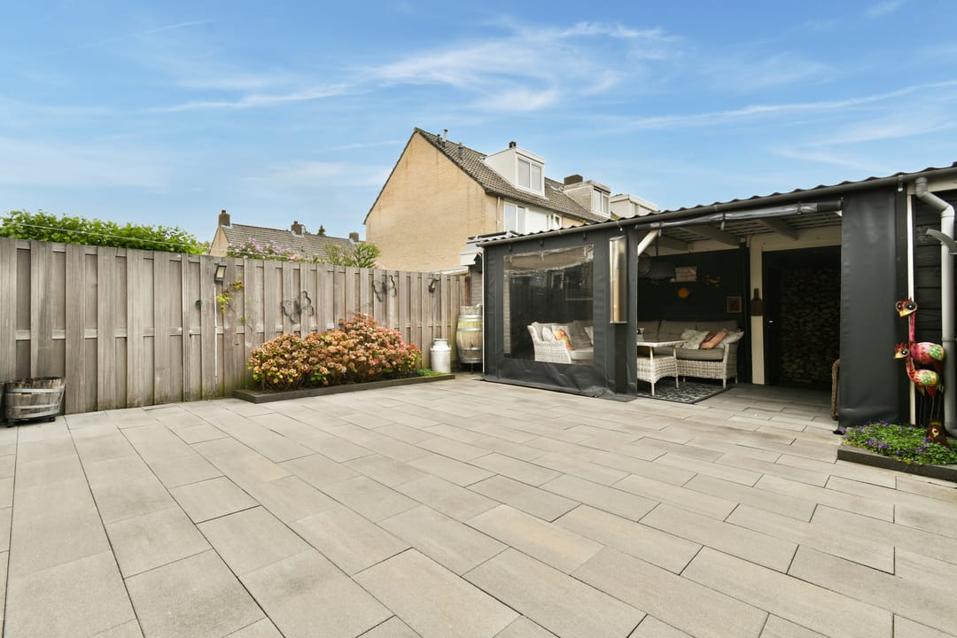 Photo 17 of Laurierstraat 1
