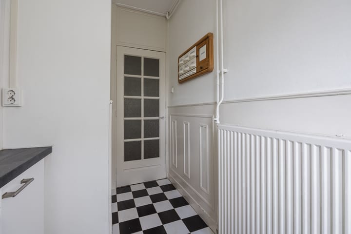 Appartement te koop: Van 't Hoffstraat 12A, Leiden