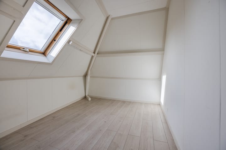 Appartement te koop: Van 't Hoffstraat 12A, Leiden