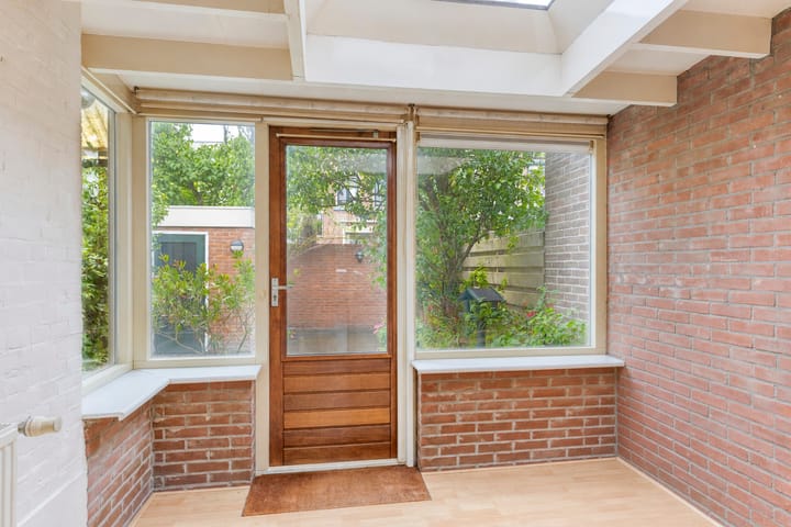 Tussenwoning te koop: Rijsweerdsweg 52, Deventer