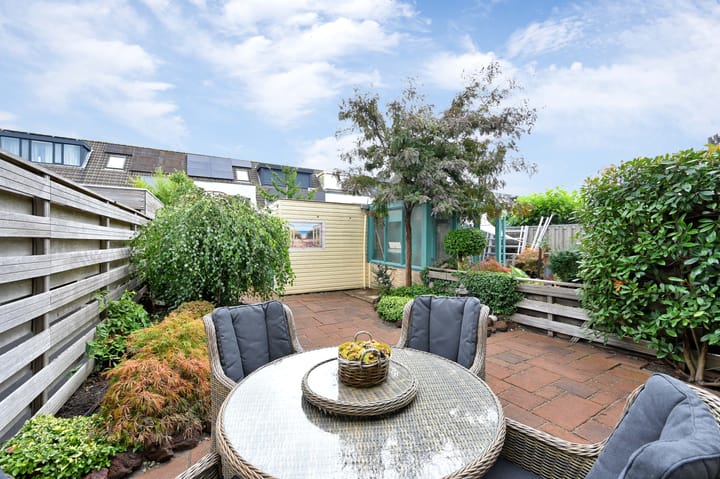 Tussenwoning te koop: Maria Rutgersweg 99, Leiden