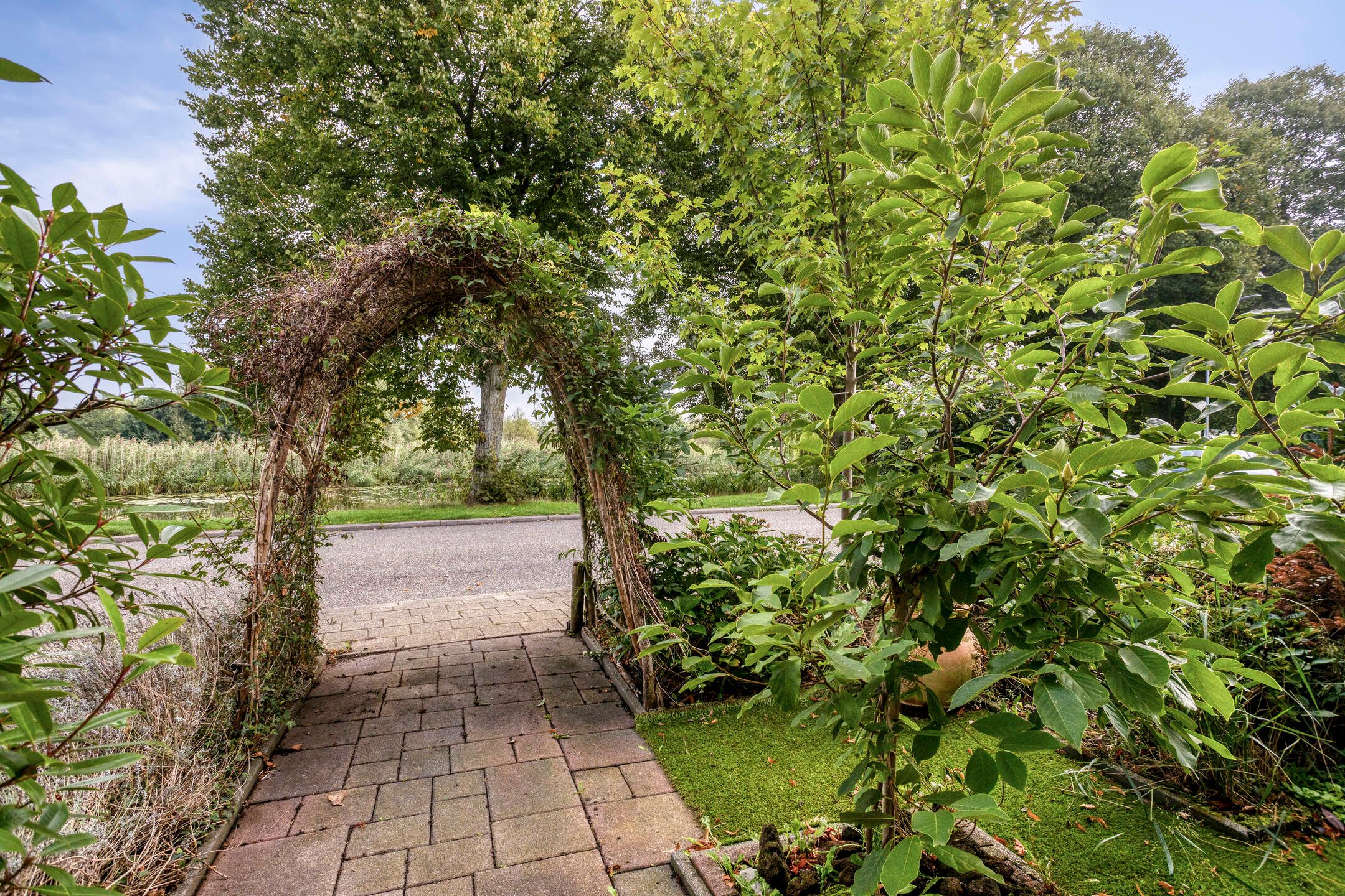 Photo 30 of Magnolialaan 42