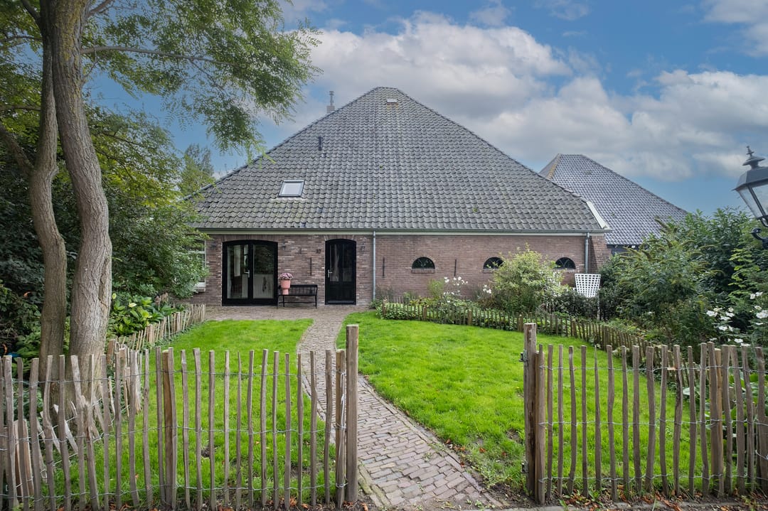Photo 38 of Middenweg 37