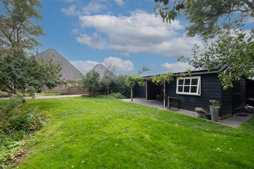 Photo 43 of Middenweg 37